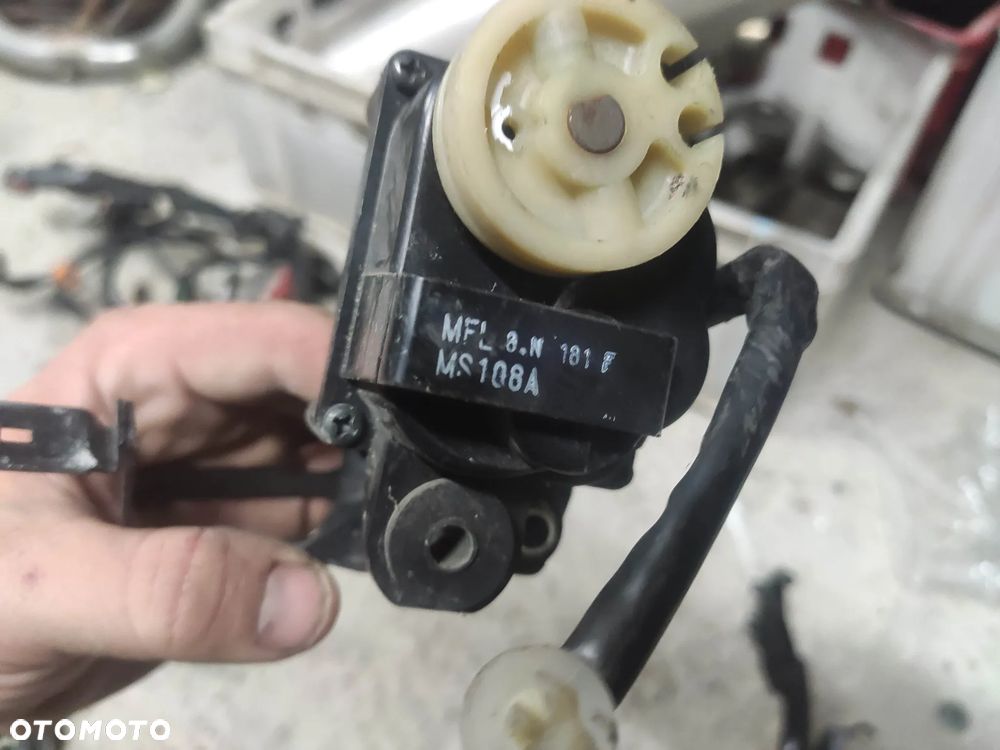 EU Honda CBR 1000RR SC59 Osłona Pompa Moduł Set Wtryski Amortyzator Czujnik Inne - 7