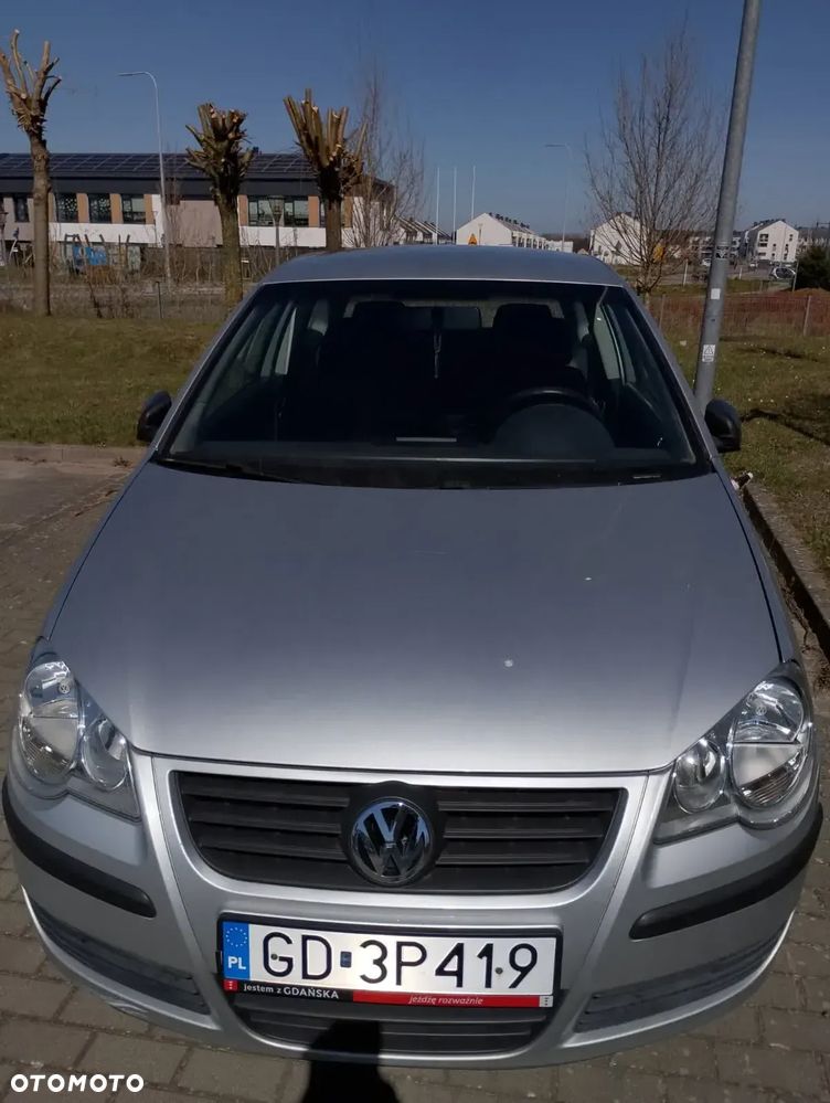 Volkswagen Polo - 1