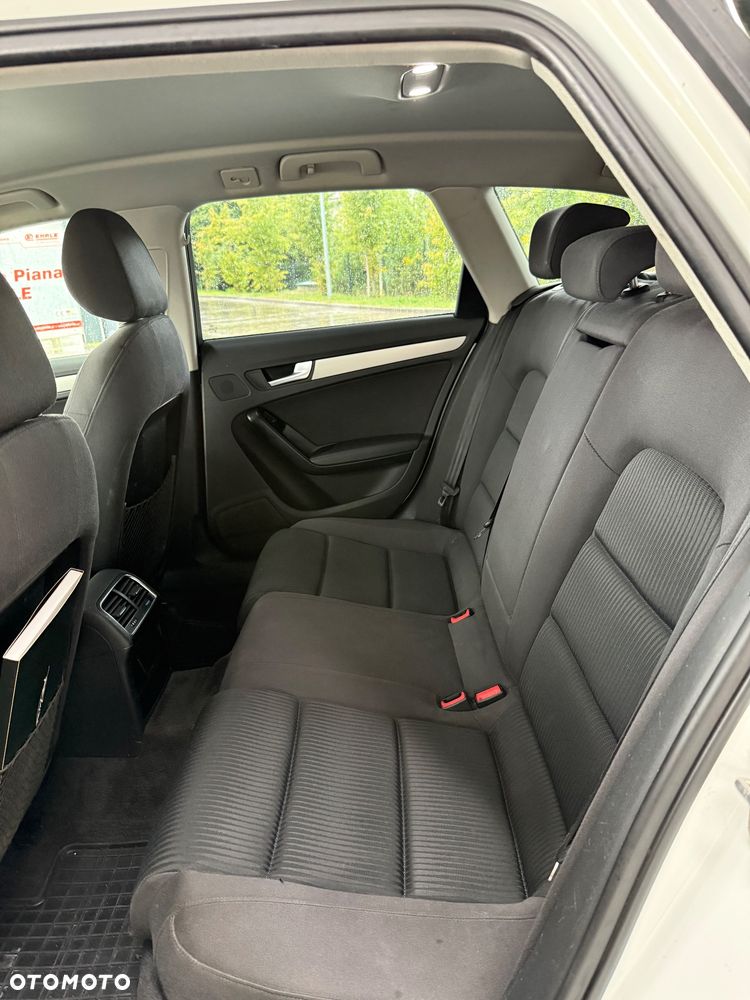 Audi A4 Avant 2.0 TDI DPF Attraction - 24