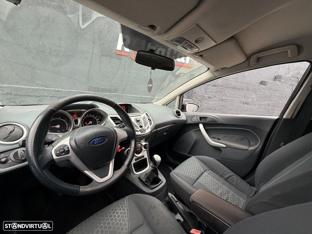 Ford Fiesta 1.25 Titanium - 16