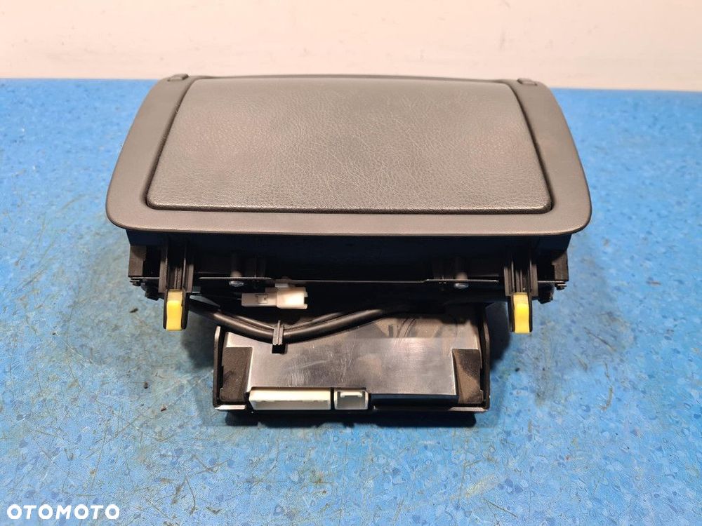 TOYOTA AVENSIS WYŚWIETLACZ RADIA / GPS - 4