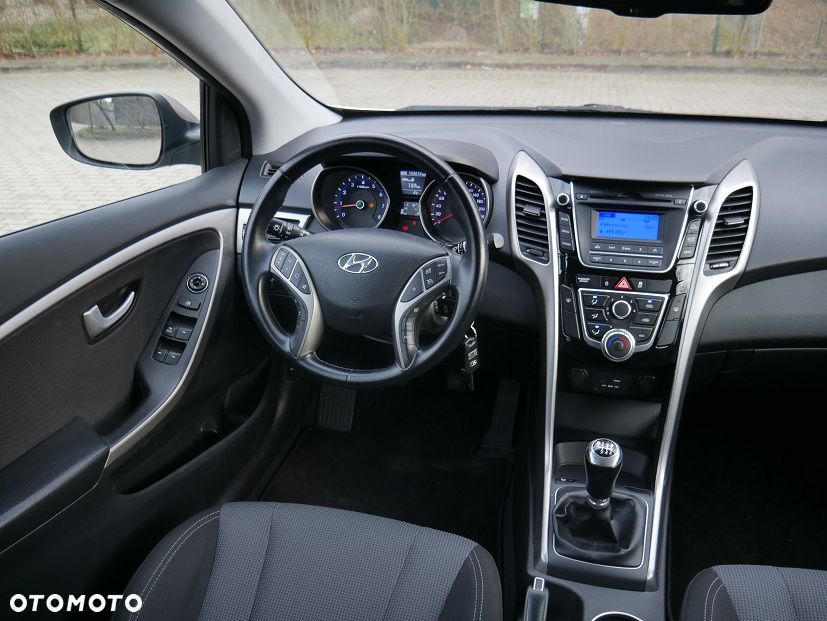 Hyundai i30 1.4 Premium - 9