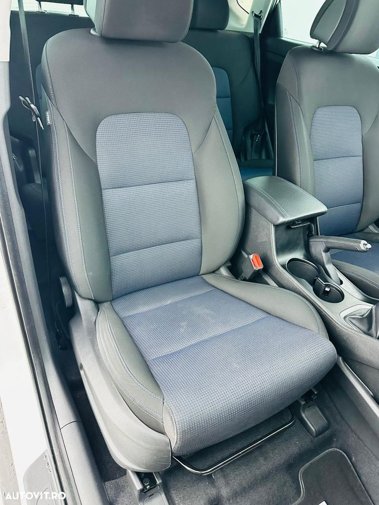 Hyundai Tucson blue 1.7 CRDi 2WD Passion Plus - 18