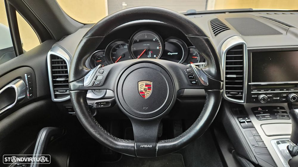 Porsche Cayenne ver-standard - 17