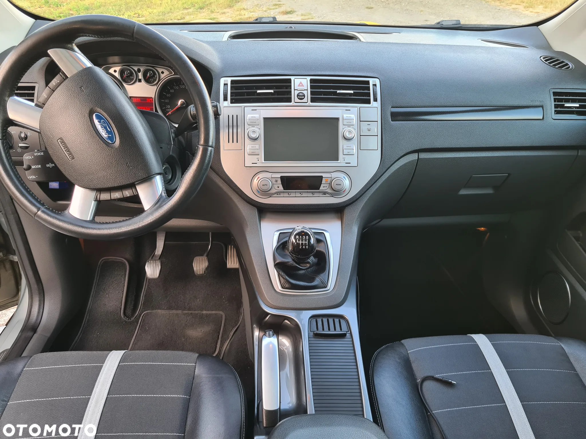 Ford Kuga 2.0 TDCi 4x4 Titanium - 11