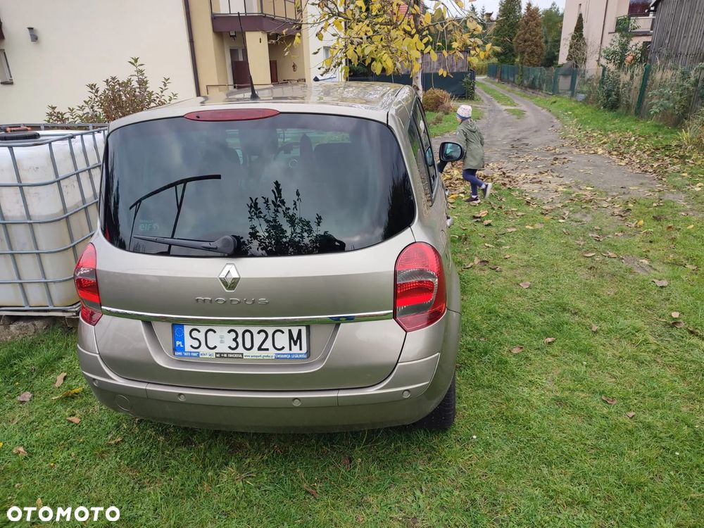 Renault Modus 1.6 16V Dynamique - 3