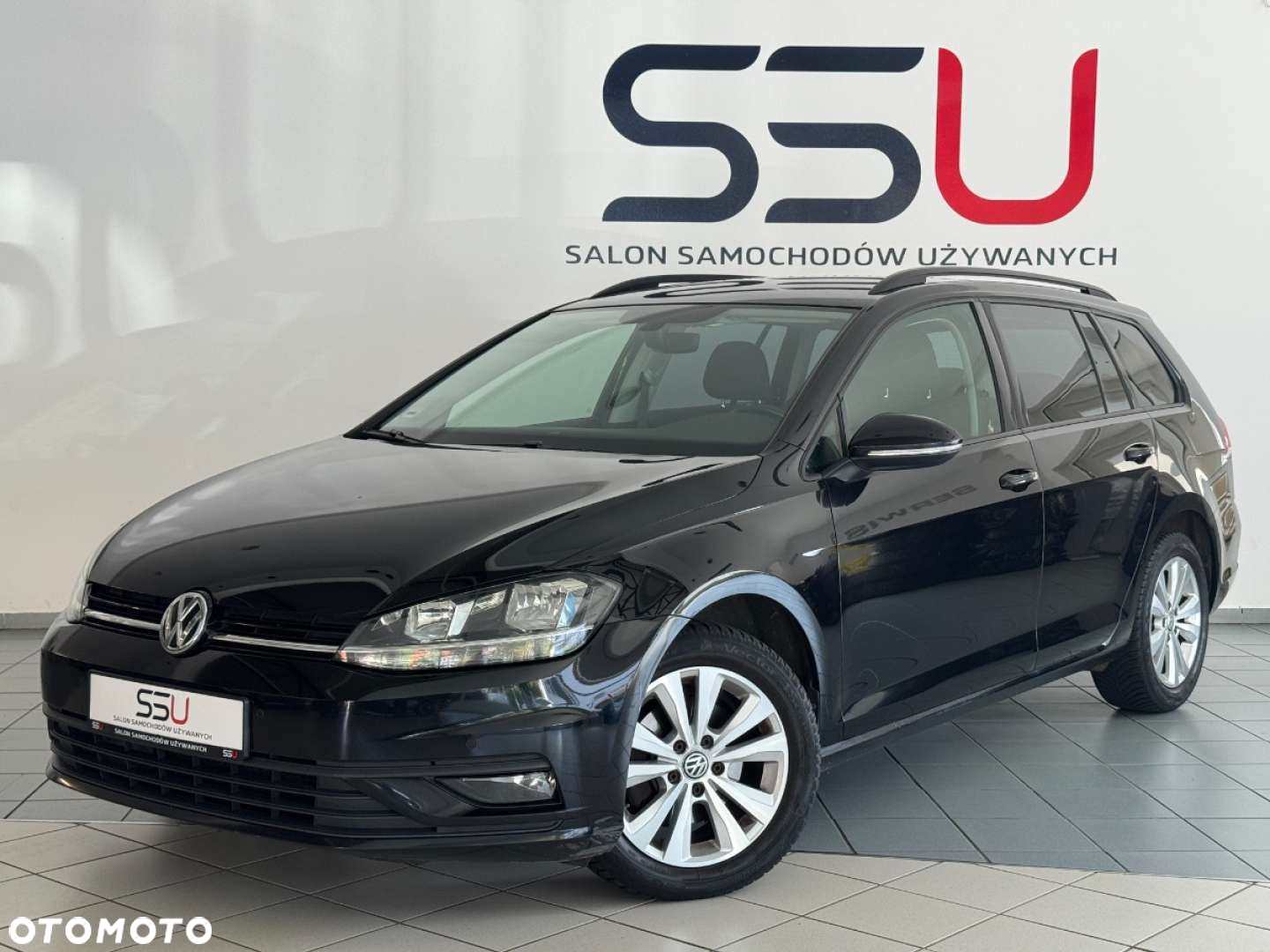Volkswagen Golf - 2