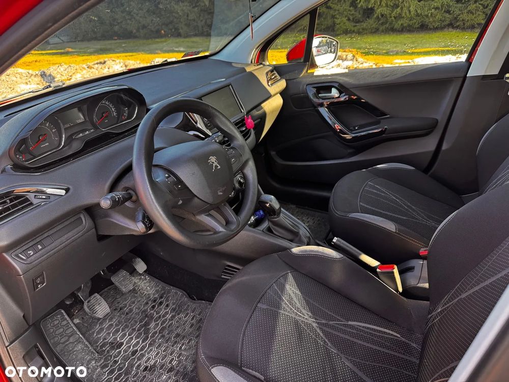 Peugeot 208 1.2 PureTech Active - 8