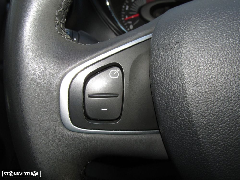 Renault Captur 1.5 dCi Exclusive C/Pneu - 23