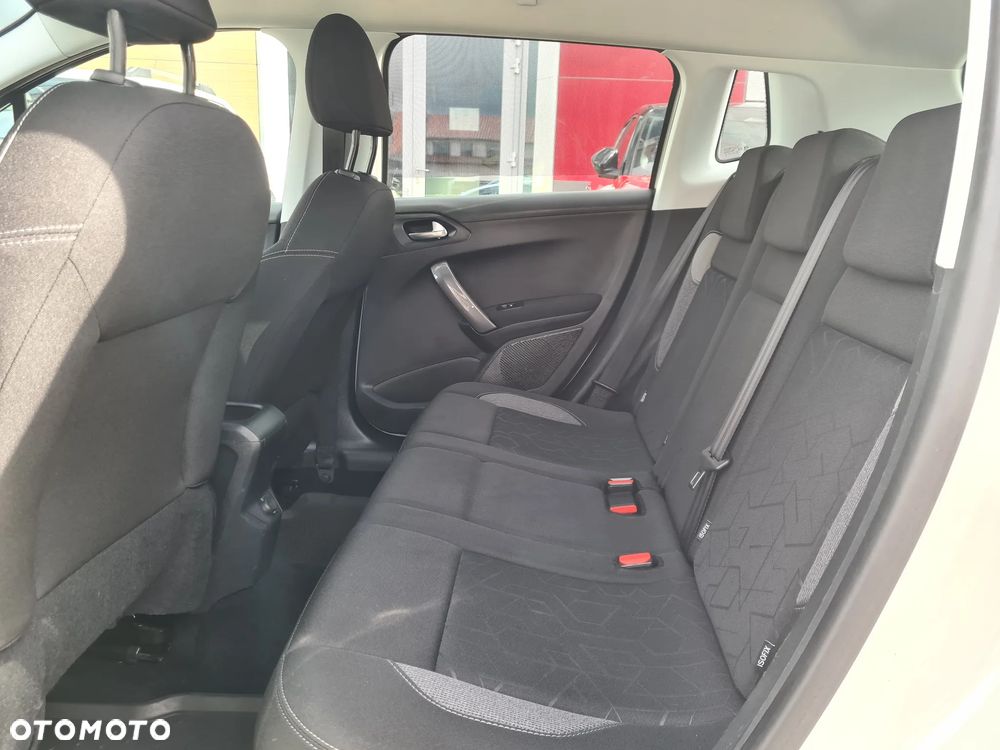 Peugeot 2008 1.2 Pure Tech Style S&S EAT6 - 21