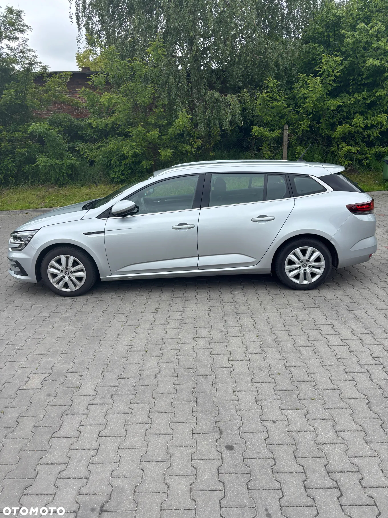 Renault Megane 1.5 Blue dCi Intens - 8