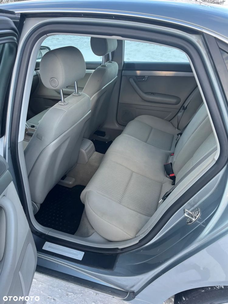 Audi A4 Avant 2.0 TDI multitronic - 10