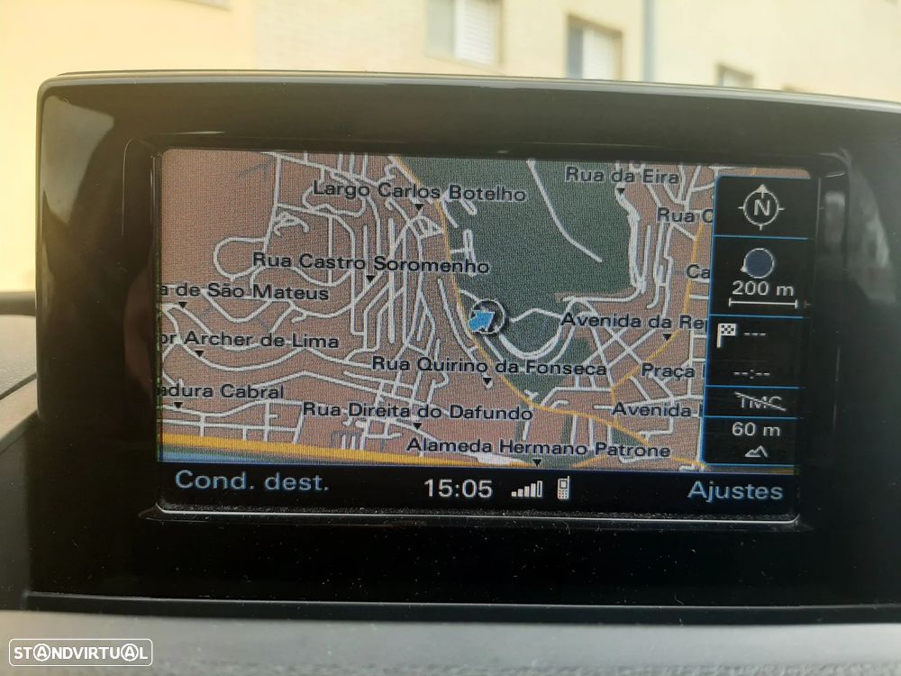 Audi Q3 2.0 TDI quattro Design S tronic - 24