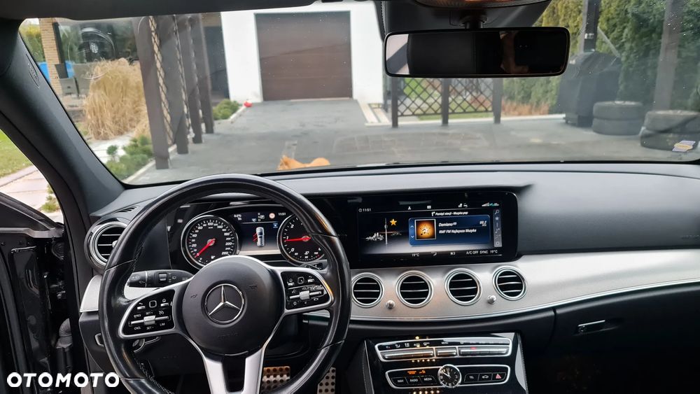 Mercedes-Benz Klasa E - 15