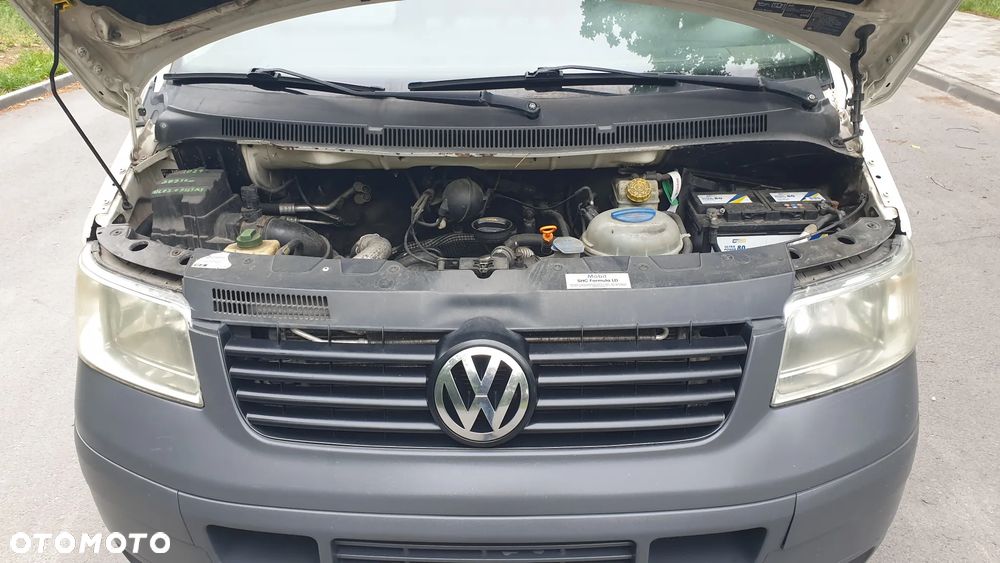 Volkswagen T5 - 26