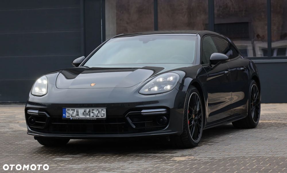 Porsche Panamera GTS - 36