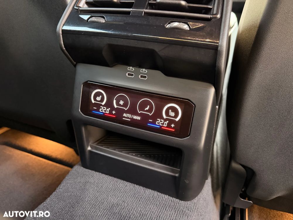 BMW Seria 5 520i AT MHEV - 36