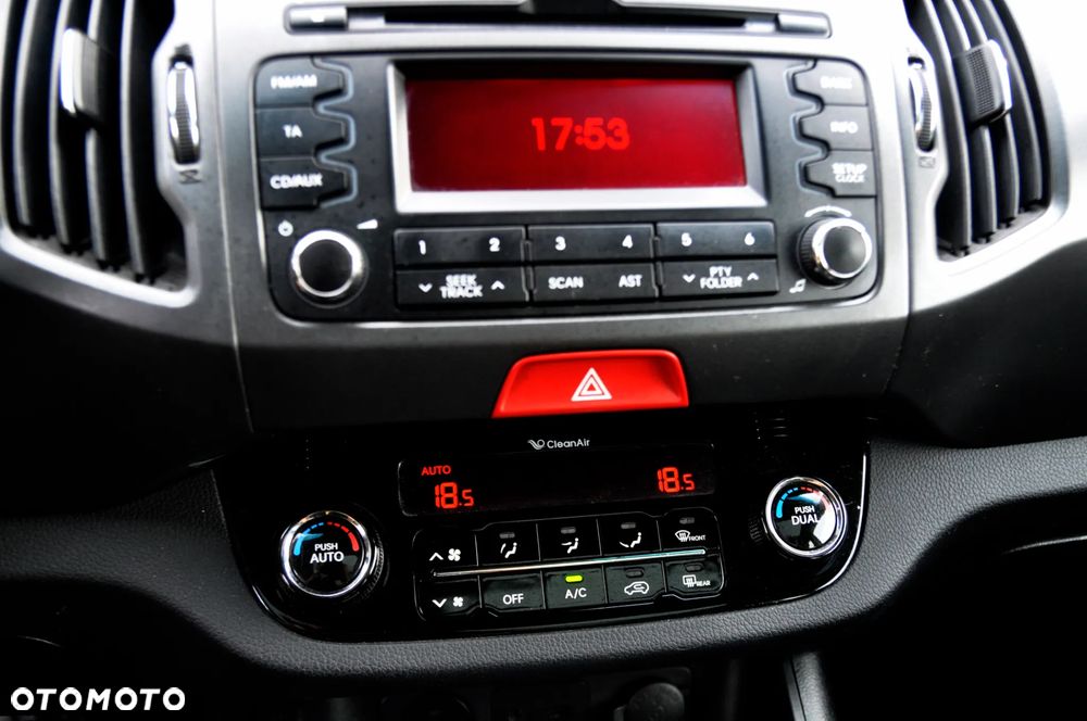 Kia Sportage 1.7 CRDI 2WD Attract - 14