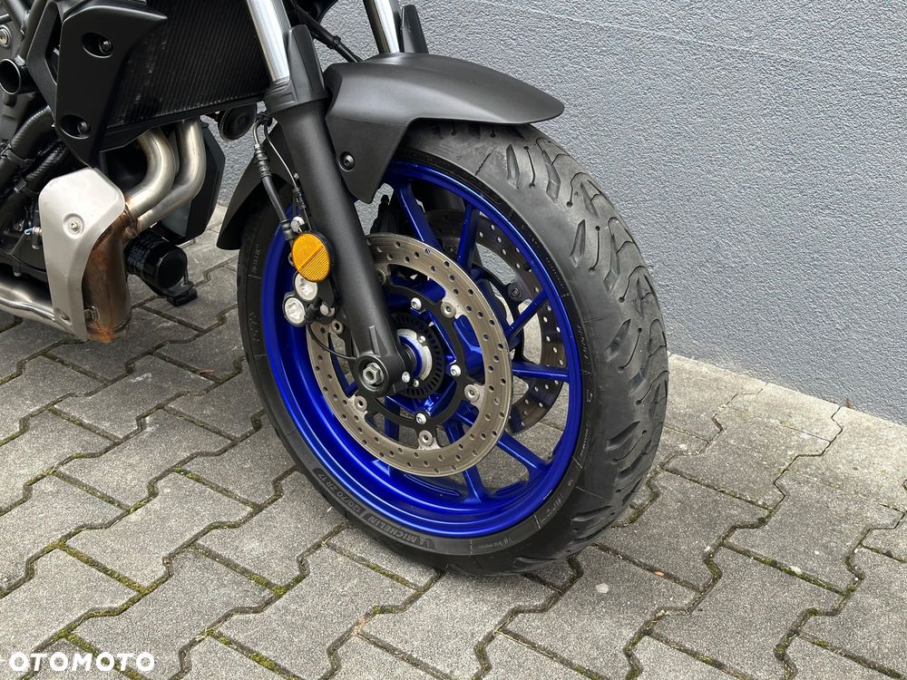 Yamaha MT - 22