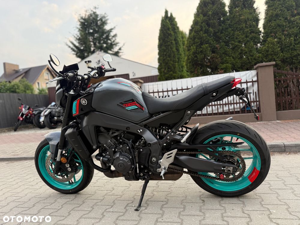 Yamaha MT - 17
