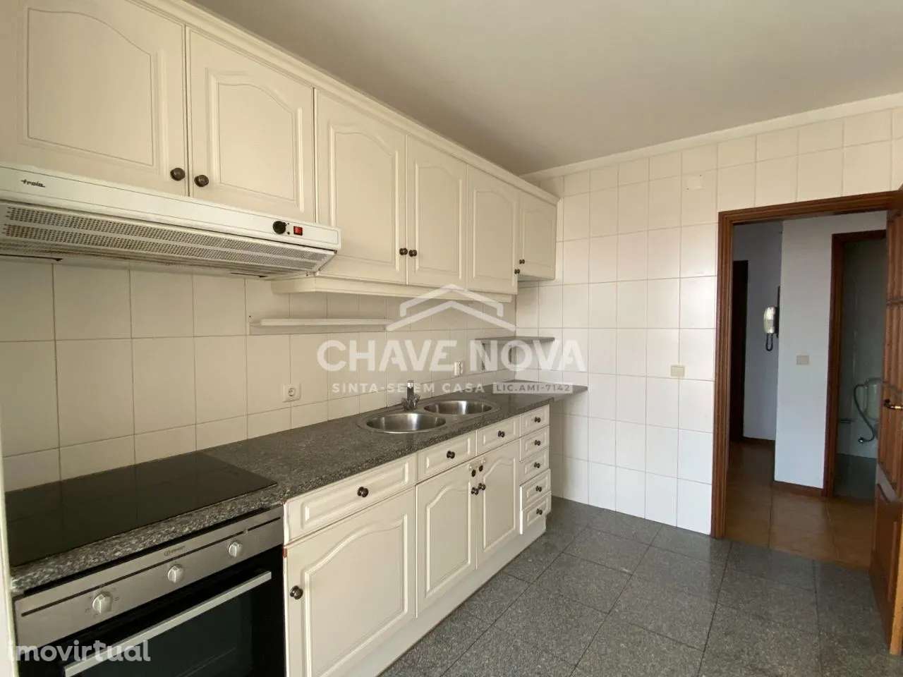T2 em Vilar do Paraíso - Grande imagem: 4/15