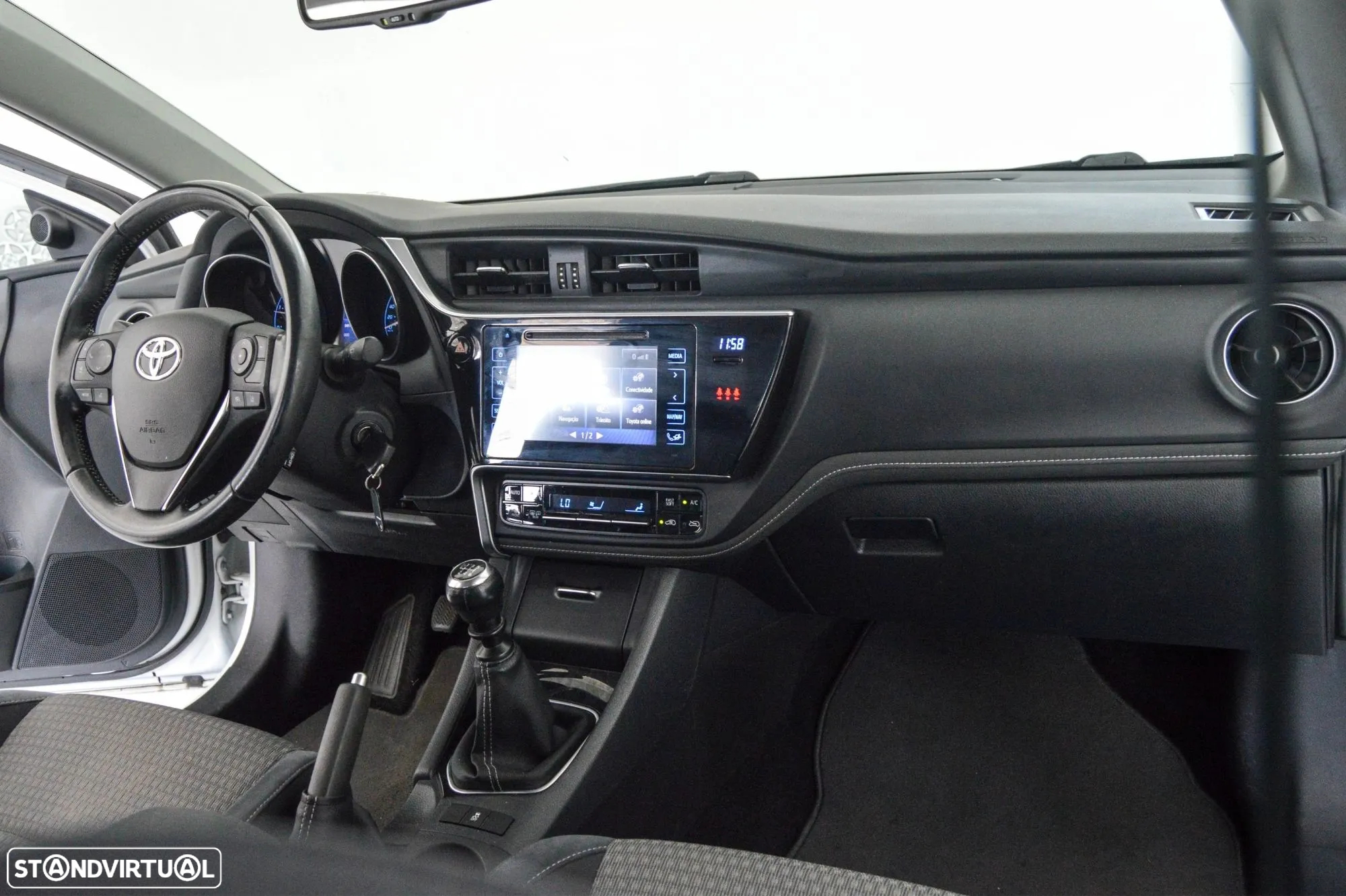 Toyota Auris 1.4 D-4D Comfort - 8