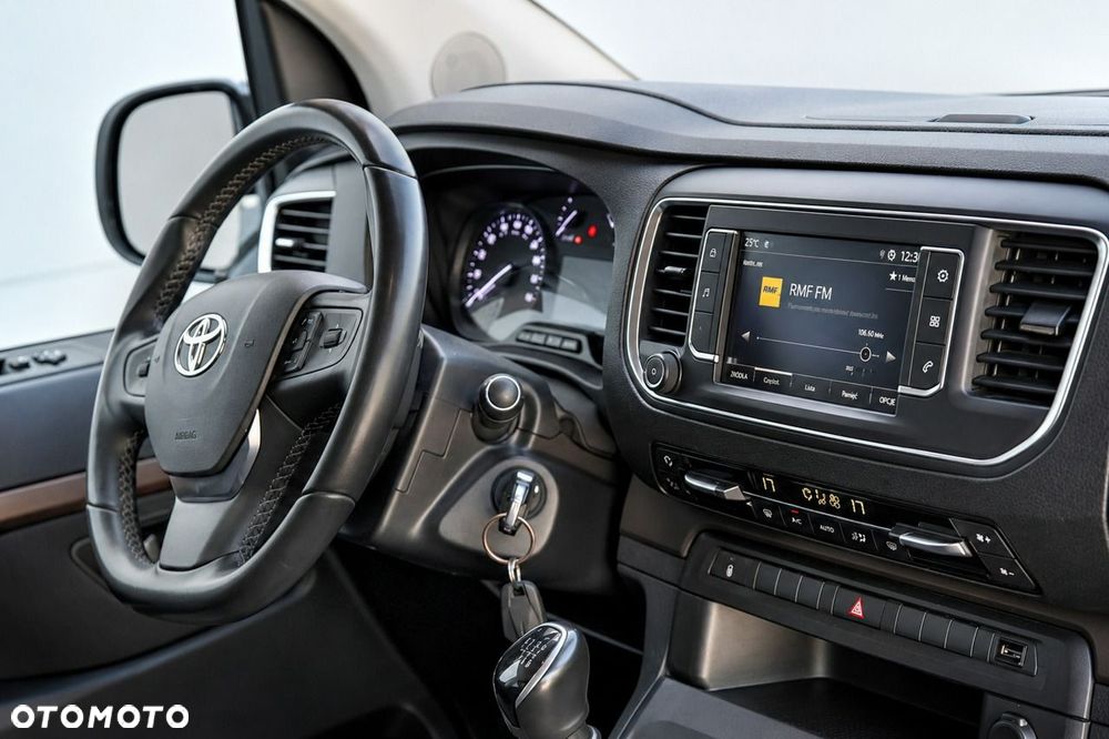 Toyota ProAce - 13