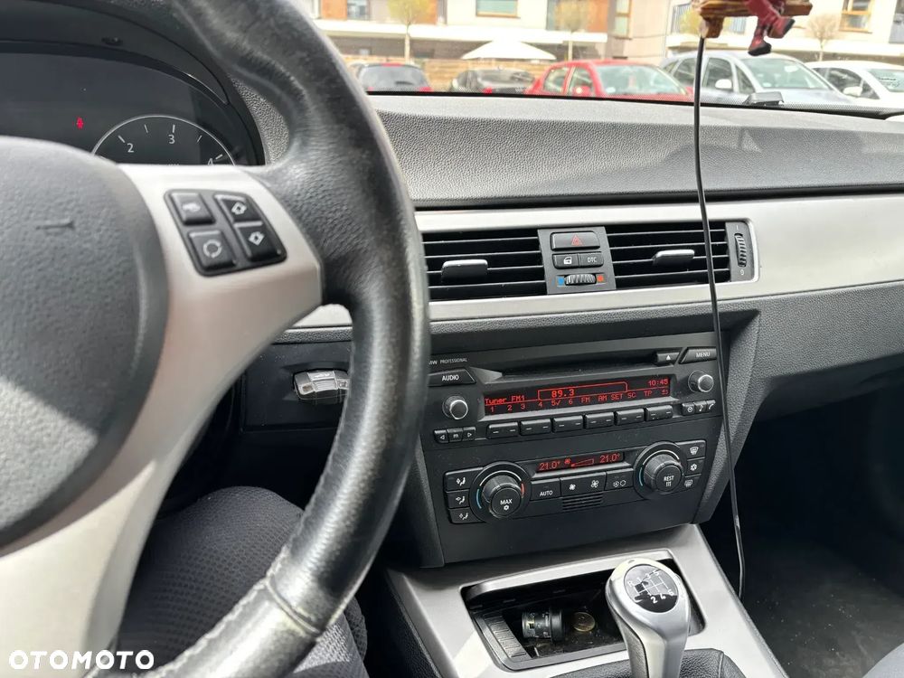 BMW Seria 3 320d - 1