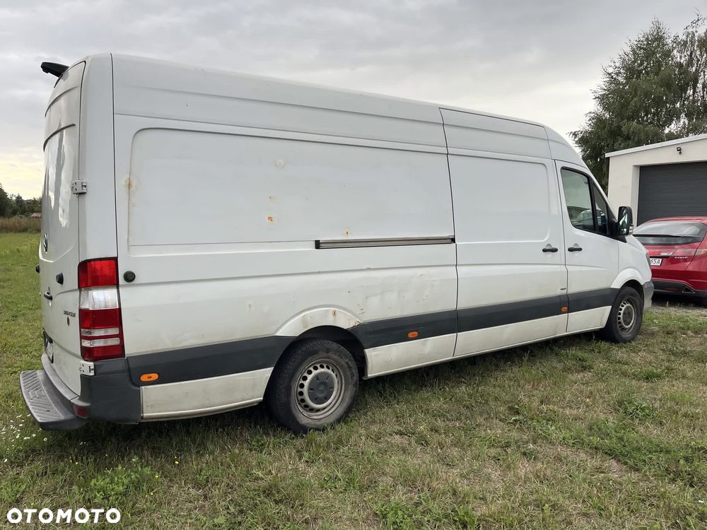Mercedes-Benz Sprinter - 3