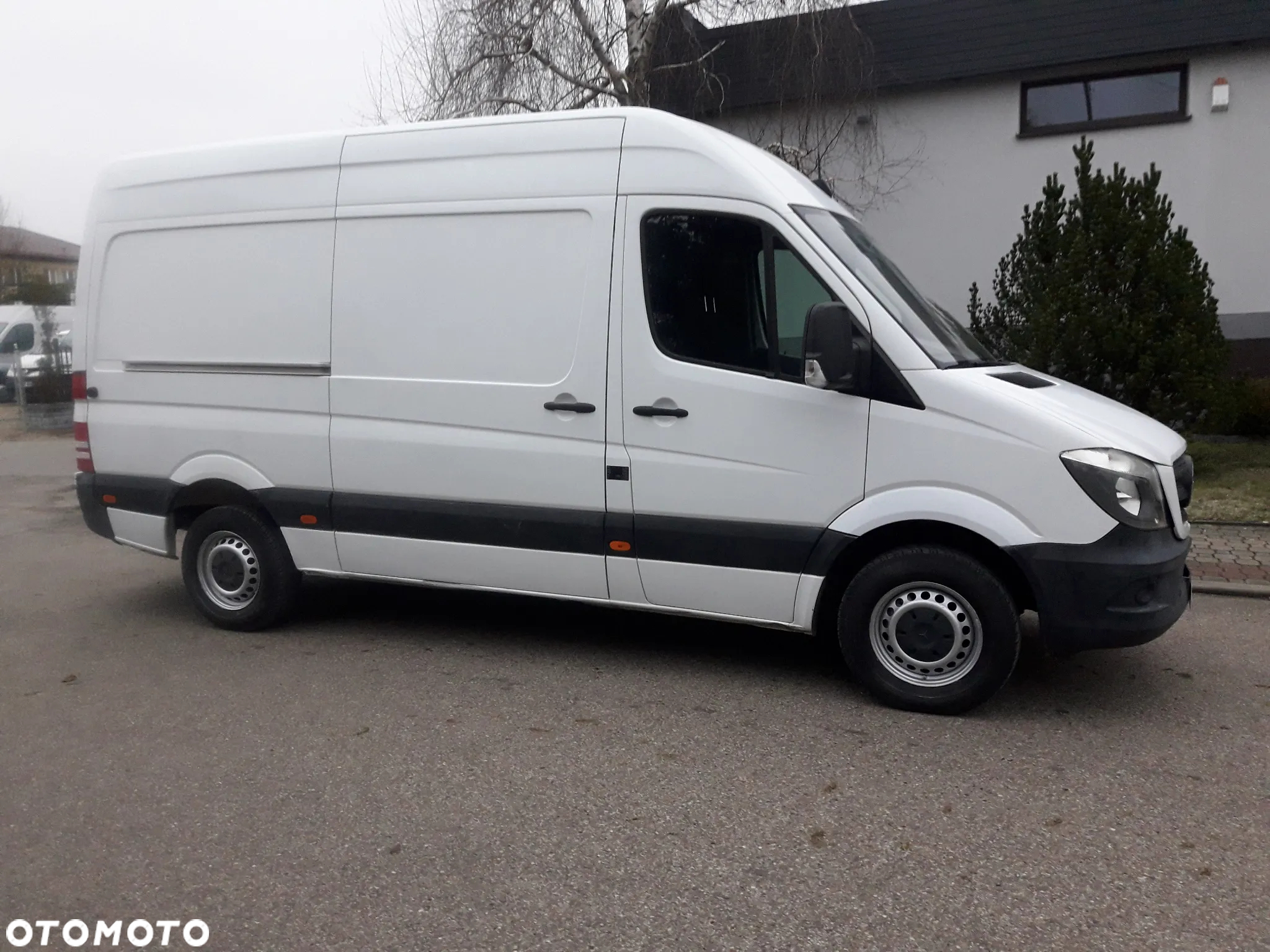 Mercedes-Benz Sprinter - 3