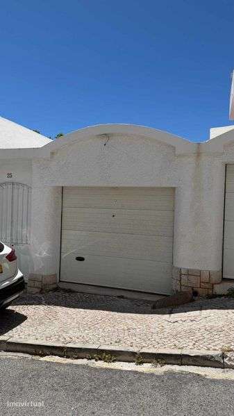 GARAGEM EM BOX C/Acesso pela Rua - Rua do Ténis, Albufeira - Grande imagem: 2/4