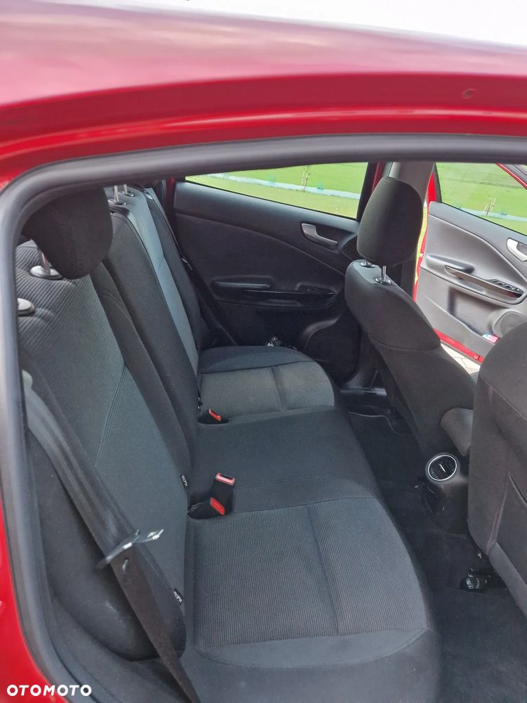 Alfa Romeo Giulietta 2.0 JTDM Distinctive - 4