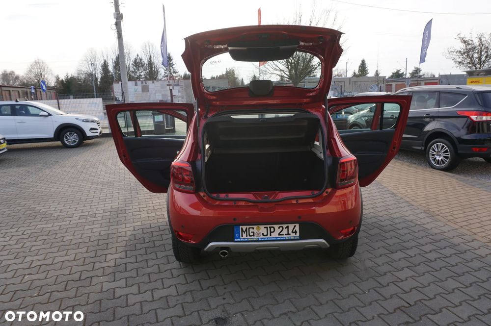 Dacia Sandero Stepway TCe 90 S&S Ambiance - 17