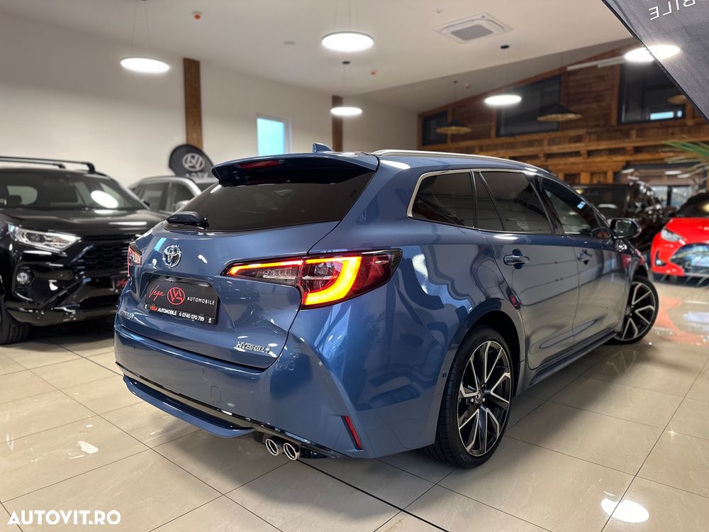 Toyota Corolla - 4