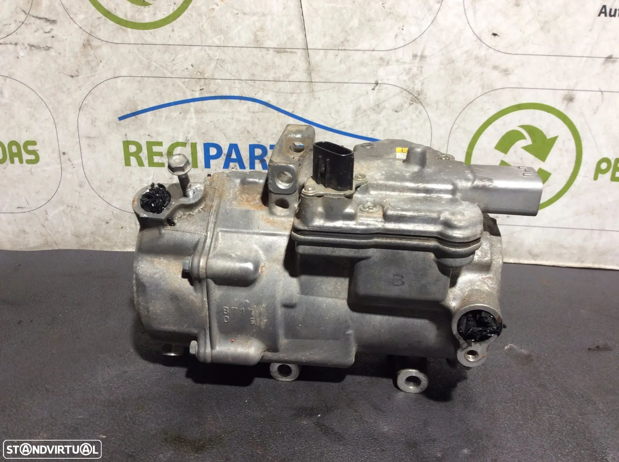 Compressor do ar condicionado Lexus CT200 - 1