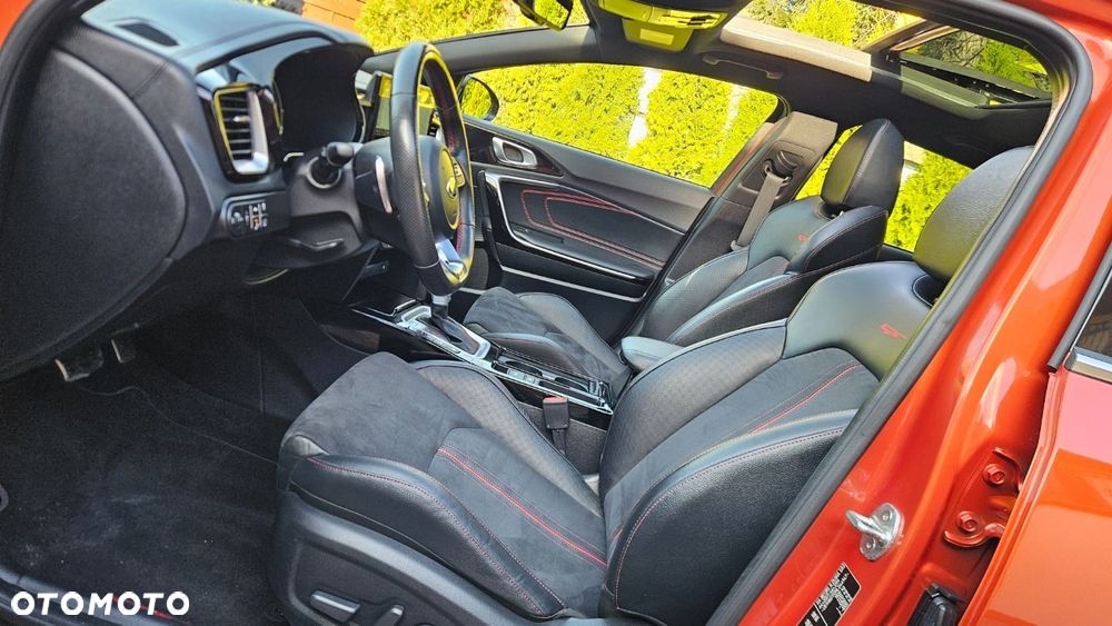 Kia ProCeed 1.6 T-GDI DCT7 OPF GT - 12