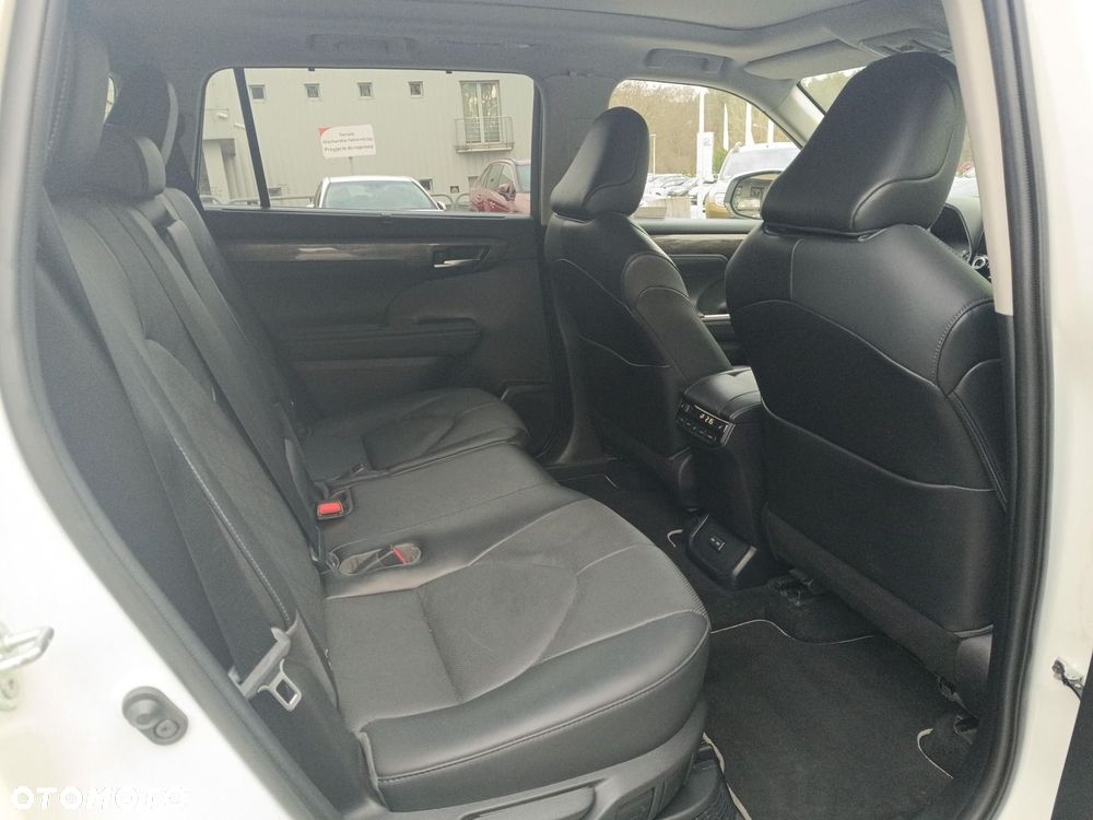 Toyota Highlander - 10