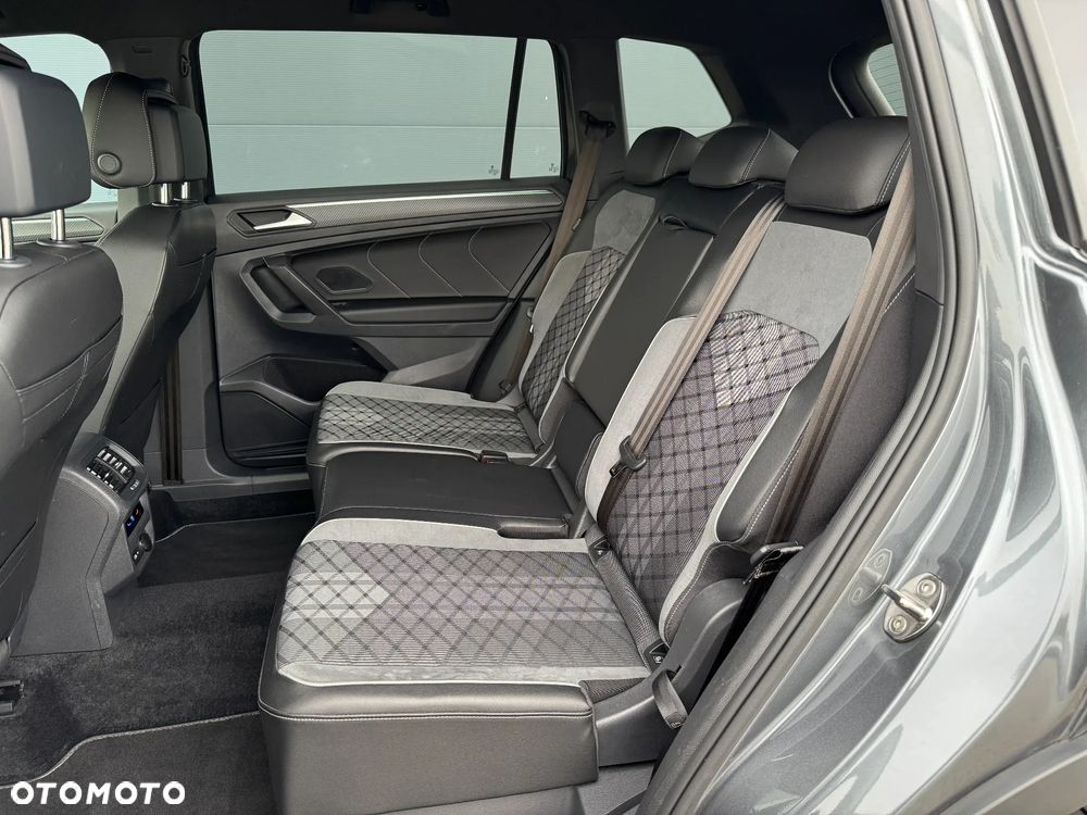 Volkswagen Tiguan Allspace 2.0 TDI SCR 4Motion DSG R-Line - 13