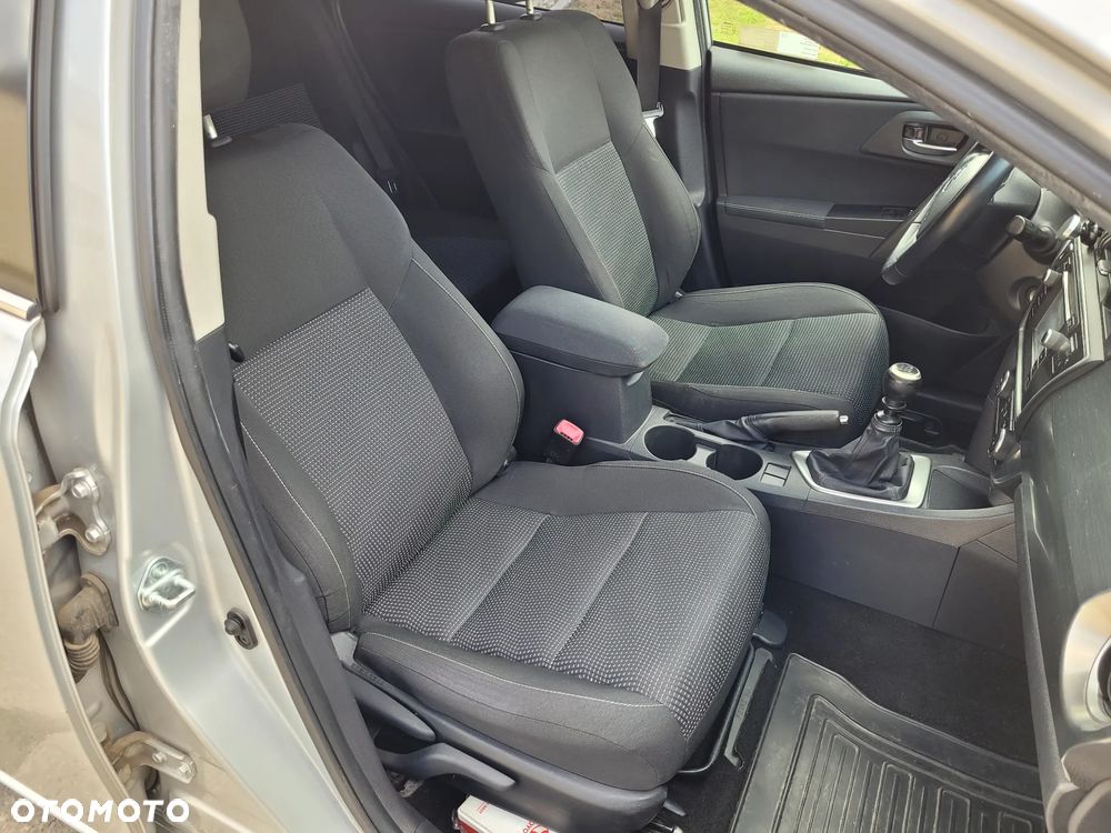 Toyota Auris 1.6 Premium - 14