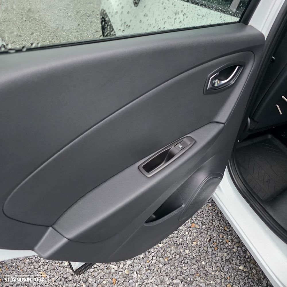 Renault Captur 1.2 TCe Exclusive - 34