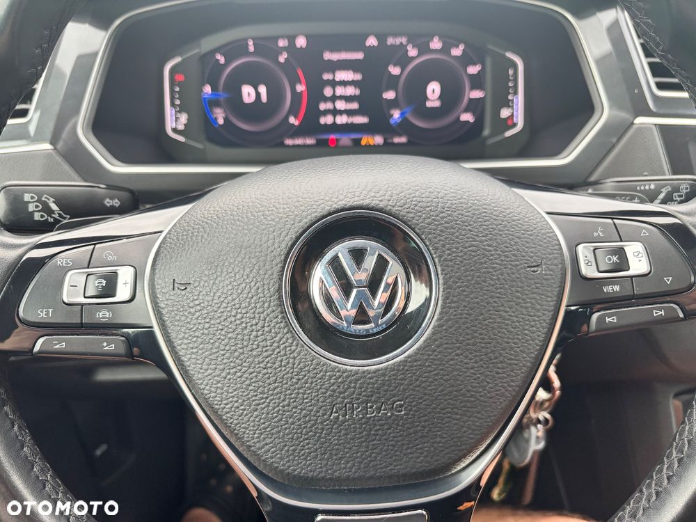 Volkswagen Tiguan 2.0 TDI SCR 4Mot R-Line DSG - 13