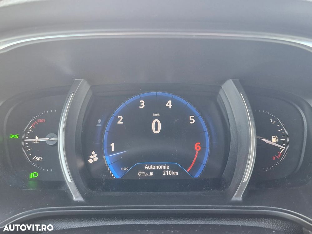 Renault Megane TCe 140 GPF LIMITED - 14