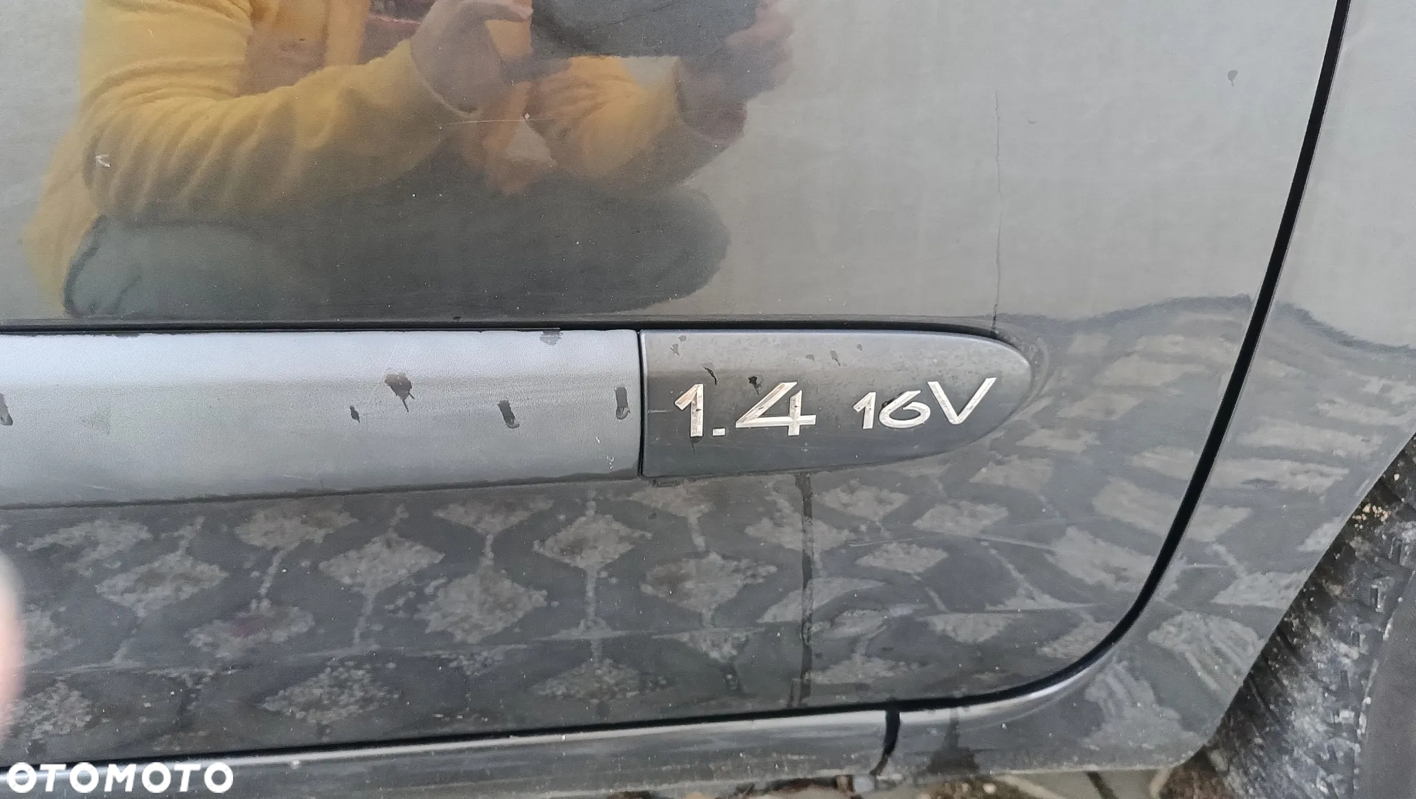 Renault Clio 1.4 16V Pack Dynamique - 15