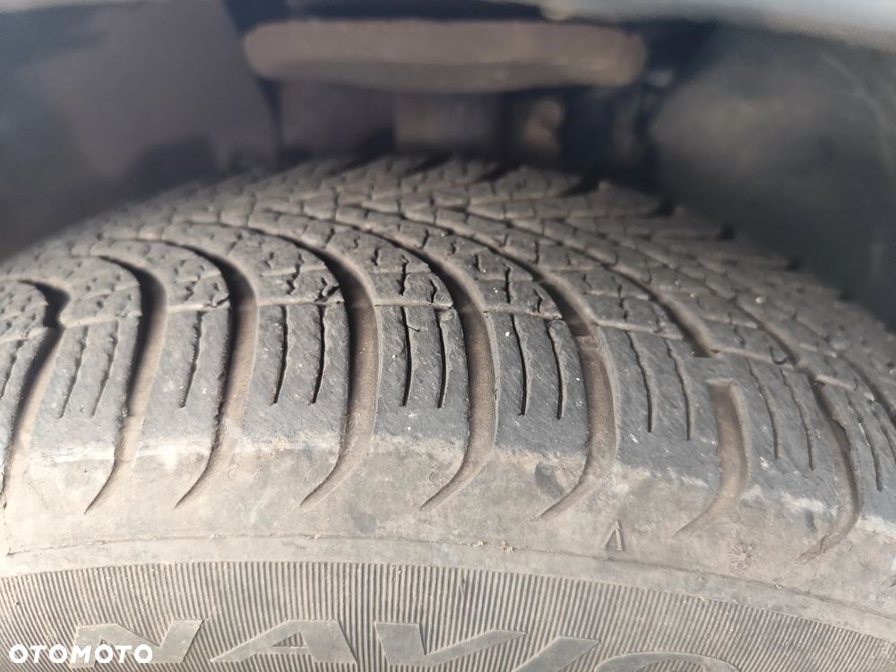 Peugeot 207 1.4 16V Presence - 5