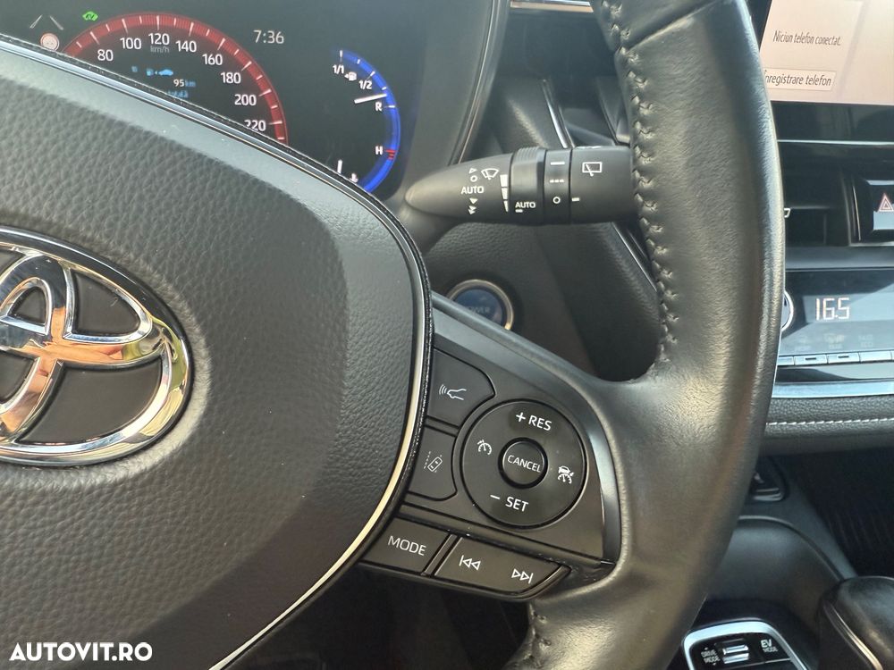 Toyota Corolla 1.8 HSD Exclusive interior Negru - 28