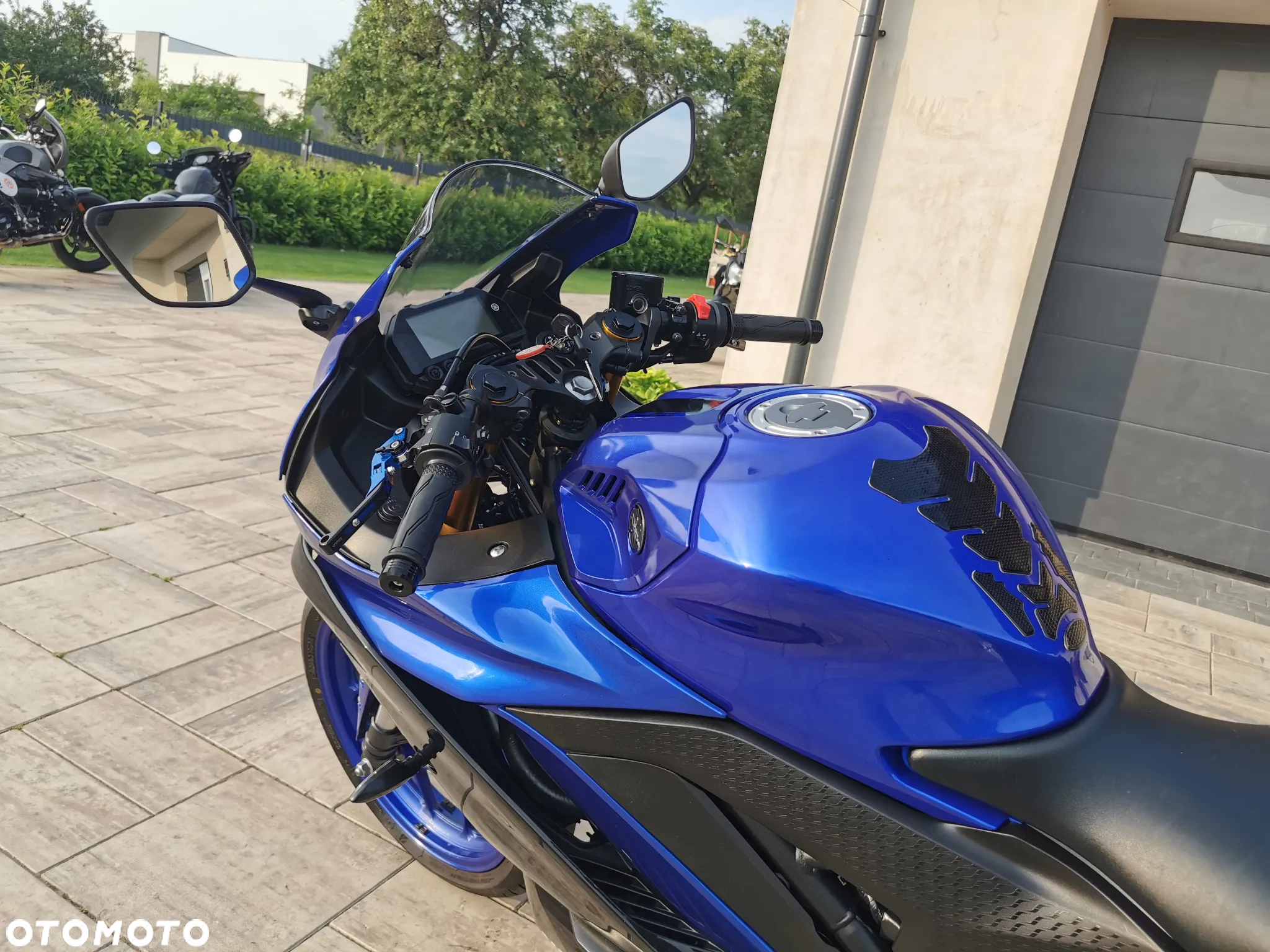 Yamaha R3 - 9