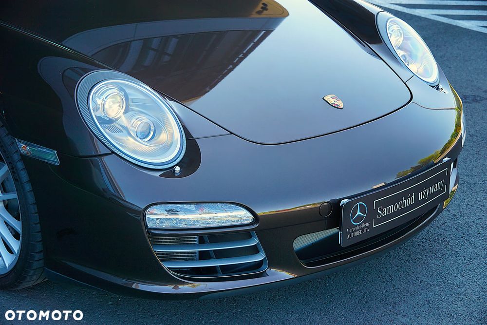 Porsche 911 Carrera 4S PDK - 25