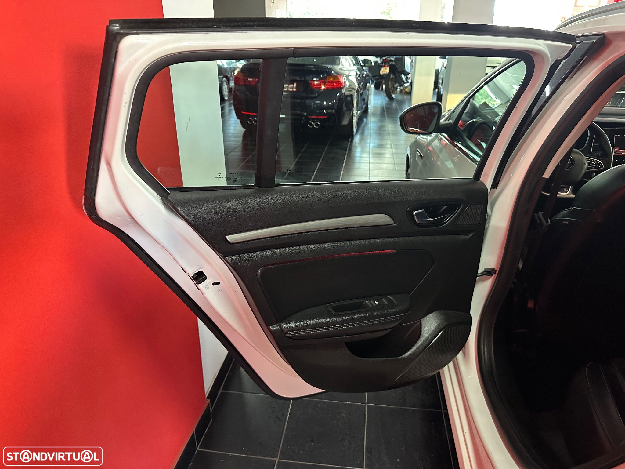 Renault Mégane Sport Tourer ENERGY dCi 110 EDC INTENS - 34