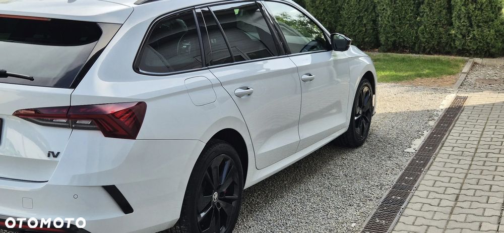 Skoda Octavia 1.4 TSI DSG RS First Edition - 18