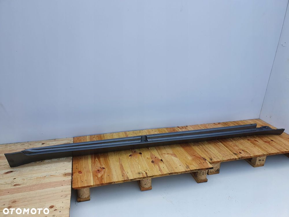 BMW F01 LISTWA PROGOWA PRAWA próg prawy 7207158 - 1